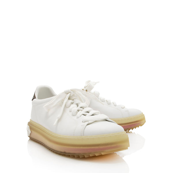 Louis Vuitton Time Out Sneaker White. Size 39.0