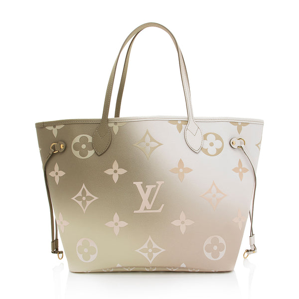 Louis Vuitton Monogram Giant 'Spring In The City' Neverfull MM w/ Pouch -  Green Totes, Handbags - LOU792062