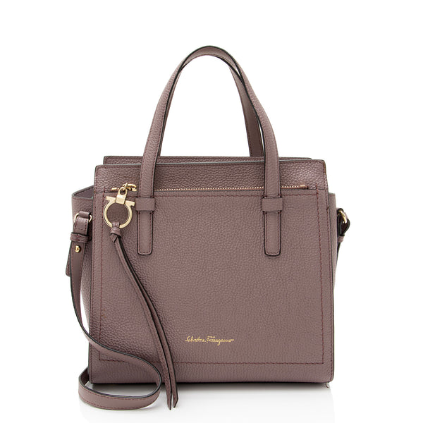 Salvatore ferragamo amy outlet medium leather tote