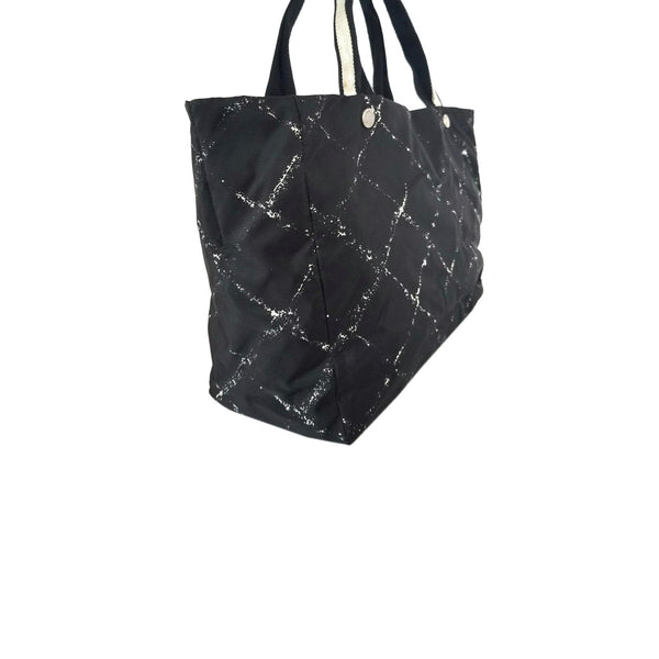 Chanel Old Travel Line Nylon Tote Bag (SHG-25959) – LuxeDH