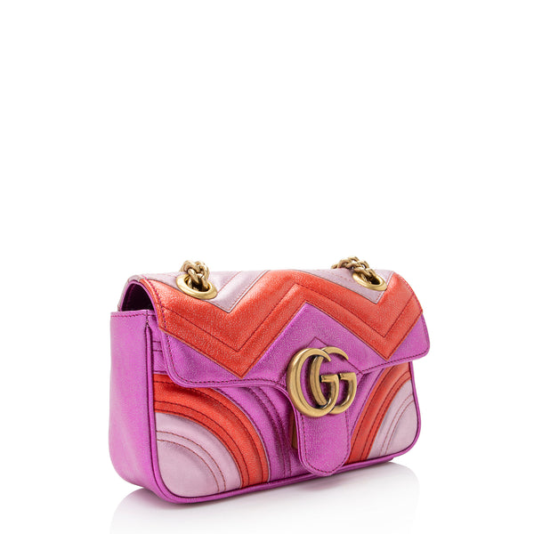Gucci Matelasse Leather GG Marmont Super Mini Bag (SHF-22852) – LuxeDH