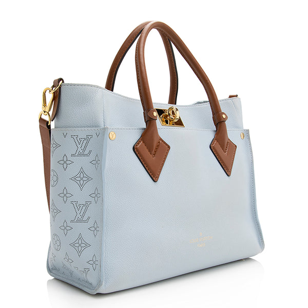 Louis Vuitton Calfskin Monogram Canvas On My Side MM Tote (SHF-21612) –  LuxeDH