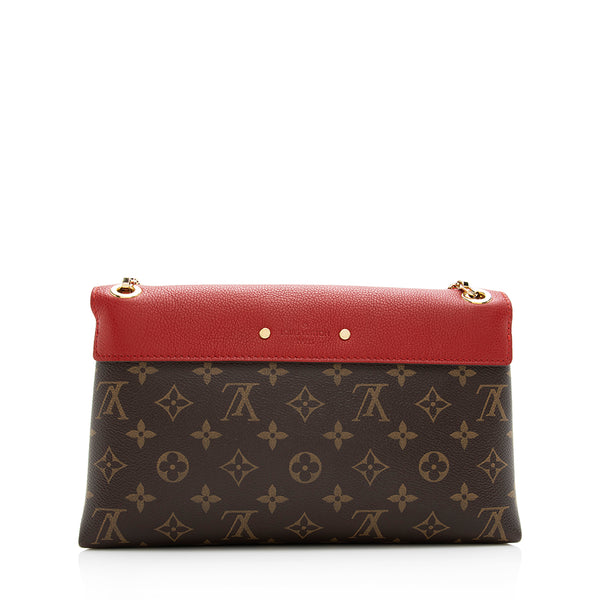 Louis Vuitton Monogram Canvas Pallas Chain Shoulder Bag (SHF-19648) – LuxeDH