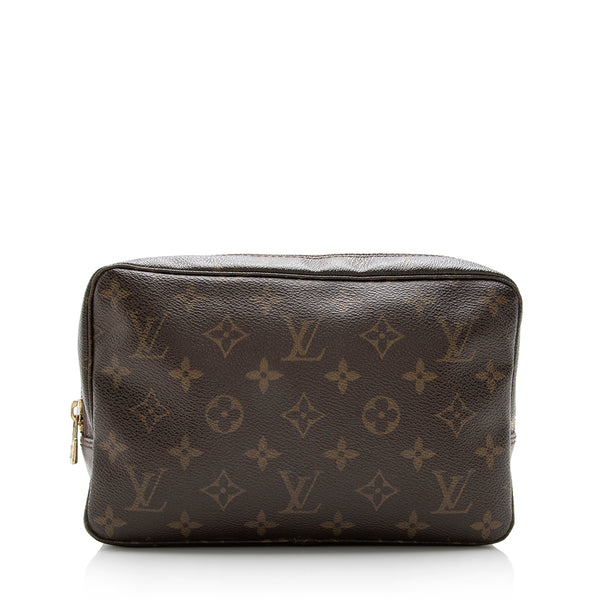 Louis Vuitton Trousse Toilette 23 VS Toiletry Pouch 19 