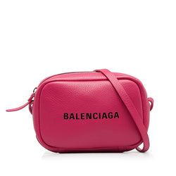 Balenciaga Everyday XS Camera Bag (SHG-VRSEp9)