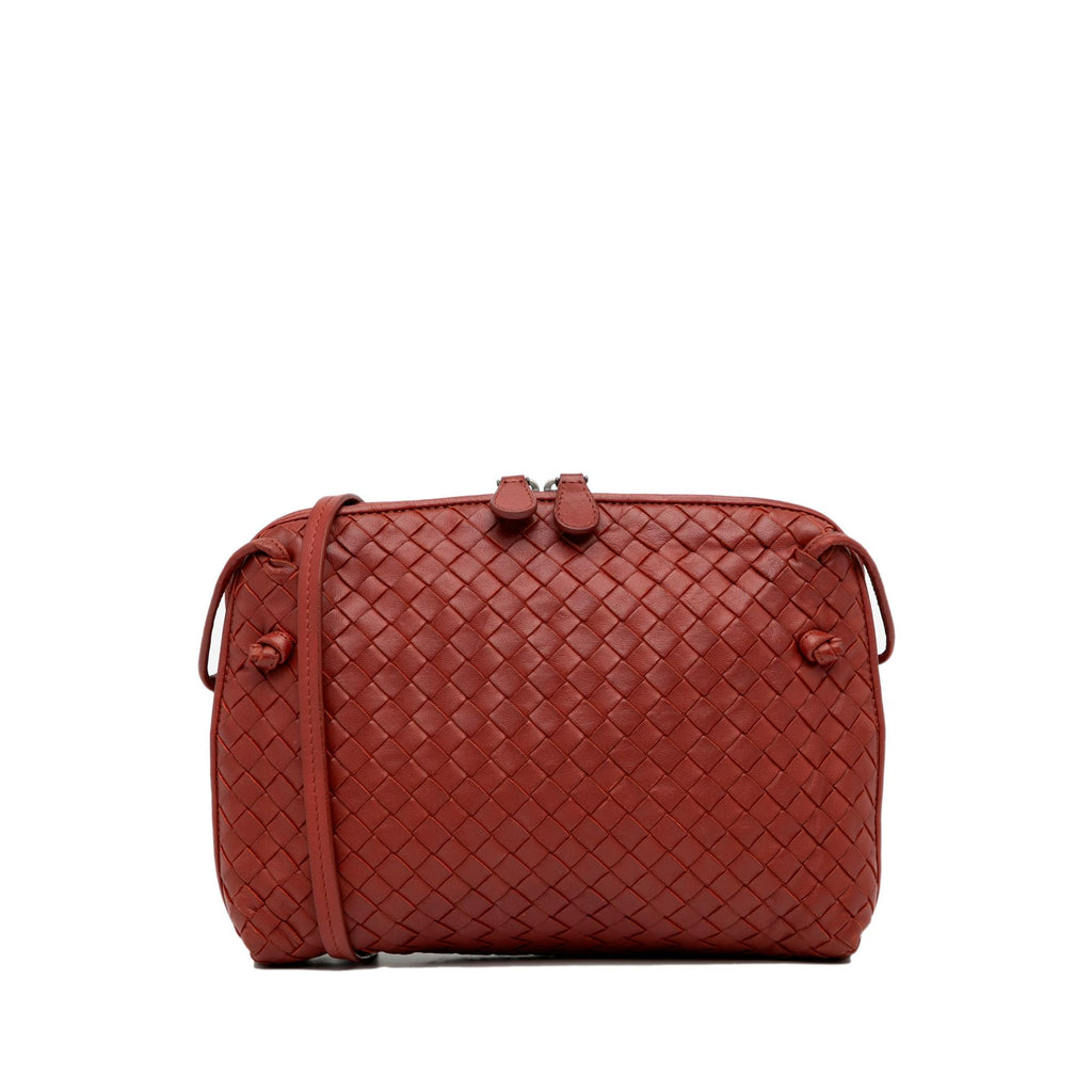 Bottega Veneta Nodini Shoulder Bag in Red Intrecciato Leather