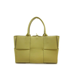 Bottega Veneta Maxi Intrecciato Small Arco Tote (SHG-Ii8ETD)