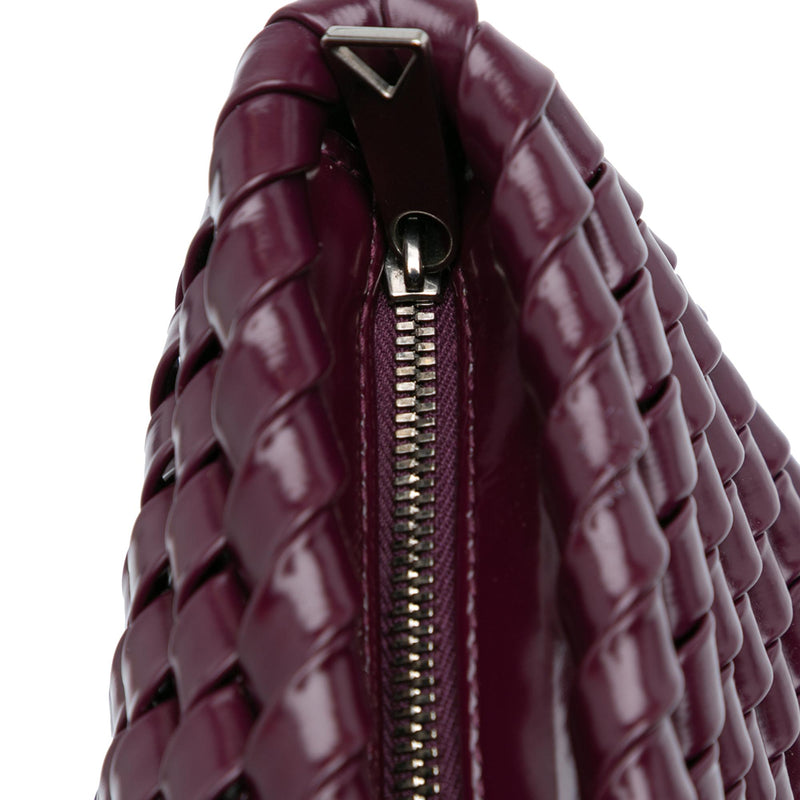 Bottega Veneta Nappa Intrecciato Slanted Clutch (SHG-AMZyVp)