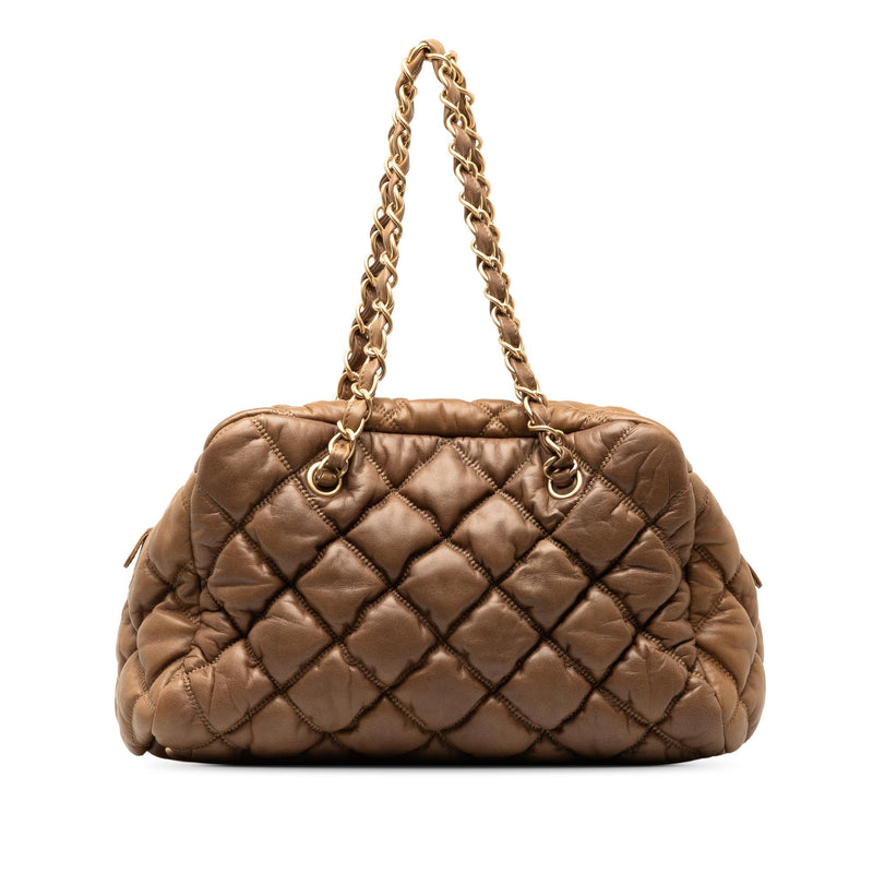 Chanel Bubble Quilt Bowling Bag (SHG-wCB0Pq)