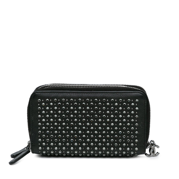 Chanel Bull Leather Studded Zip Wallet (SHG-X5nYtA)