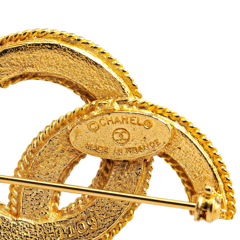 Chanel CC Brooch (SHG-X0AZbH)