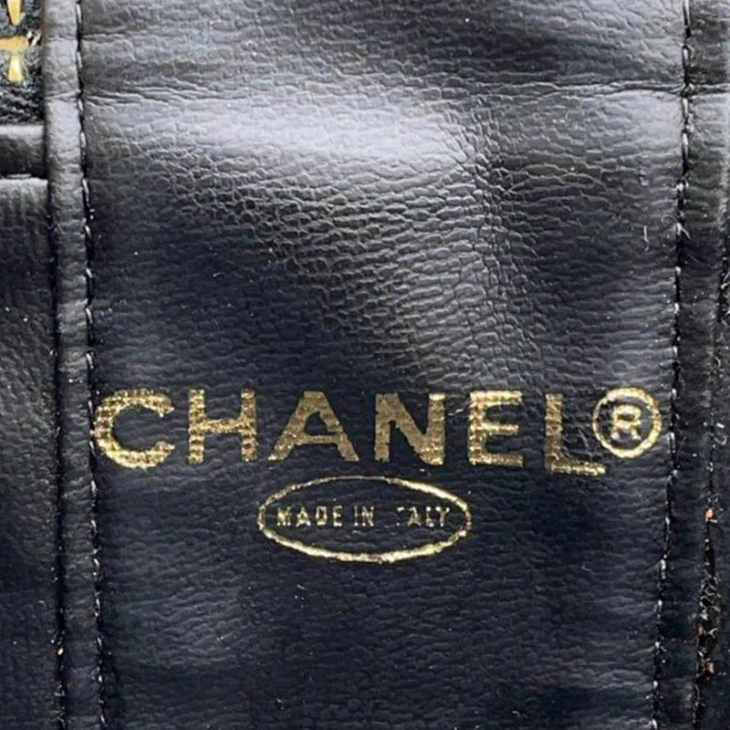 Chanel CC Caviar Vanity Case (SHG-ZGVVQs)