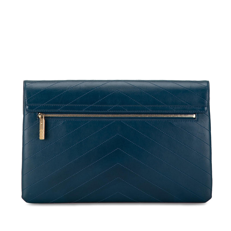 Chanel CC Chevron Calfskin Envelope Clutch (SHG-Nah7n1)