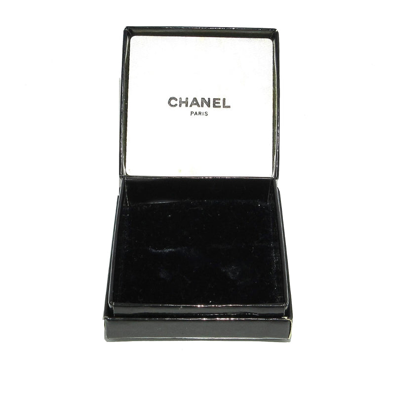 Chanel CC Clip On Earrings (SHG-xPGnWH)