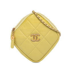 Chanel CC Lambskin Diamond Clutch with Chain (SHG-I7p00r)