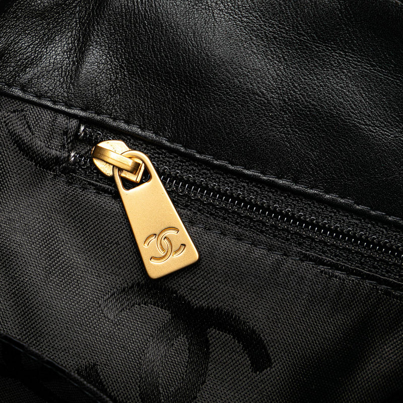 Chanel CC Lambskin Wild Stitch Handbag (SHG-tARkez)