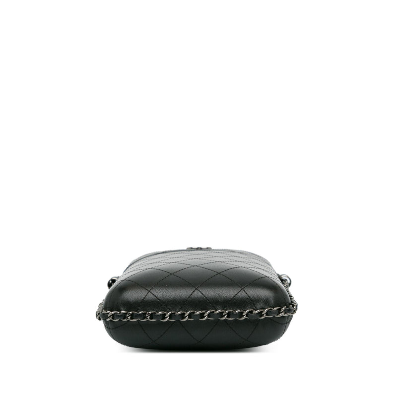 Chanel CC Quilted Lambskin Chain Around Phone Holder (SHG-5LOp7V)