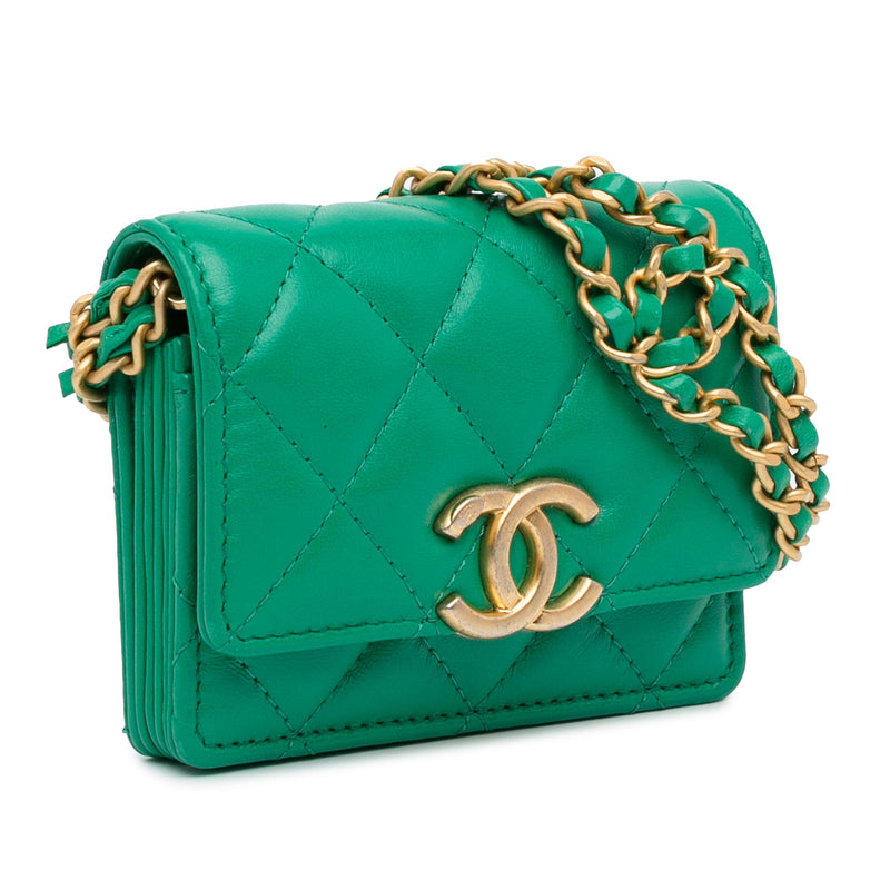 Chanel CC Quilted Lambskin Clutch with Chain (SHG-9Em7pa)