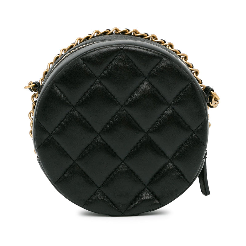 Chanel CC Quilted Lambskin Round Chain Around Clutch With Chain (SHG-BsgawS)