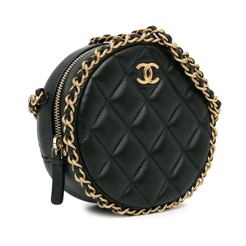 Chanel CC Quilted Lambskin Round Chain Around Clutch With Chain (SHG-BsgawS)