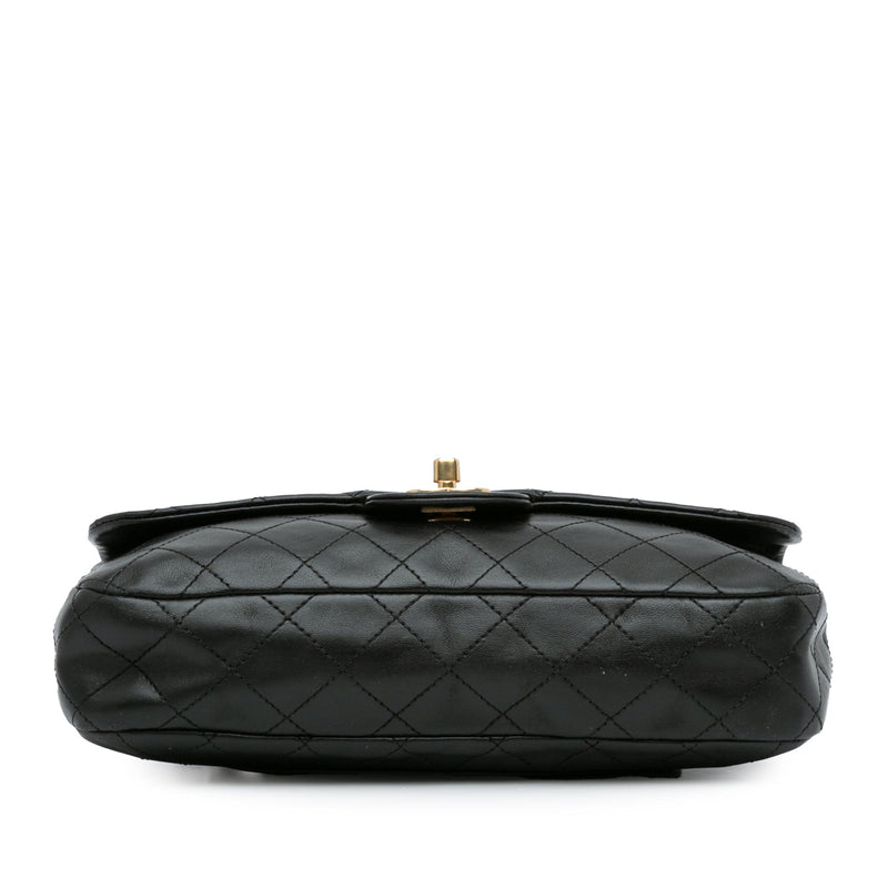 Chanel CC Quilted Lambskin Single Flap (SHG-6cPogF)