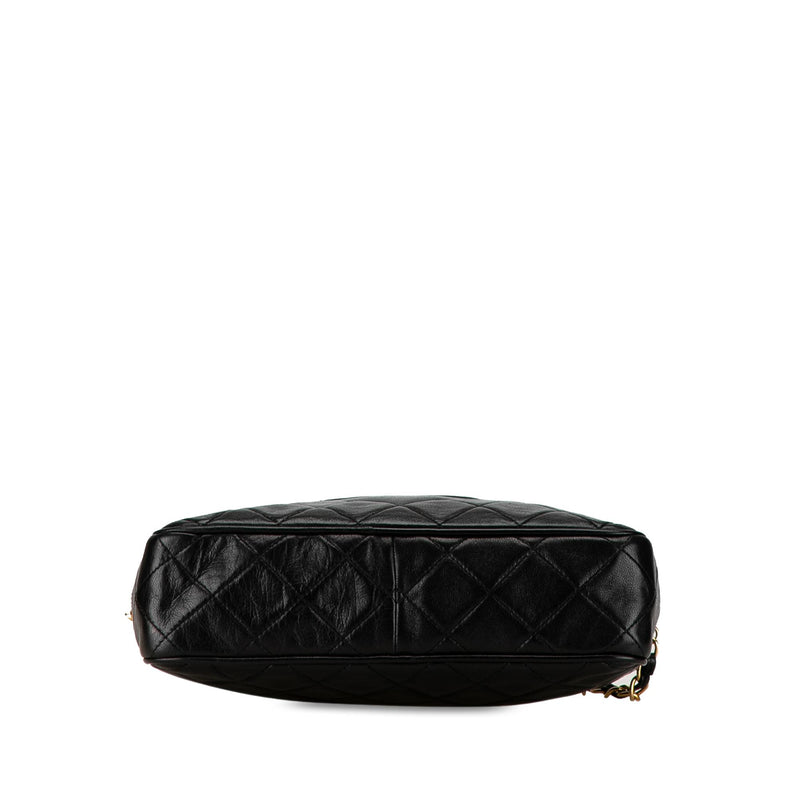 Chanel CC Quilted Lambskin Tassel Camera Bag (SHG-TAMQsK)