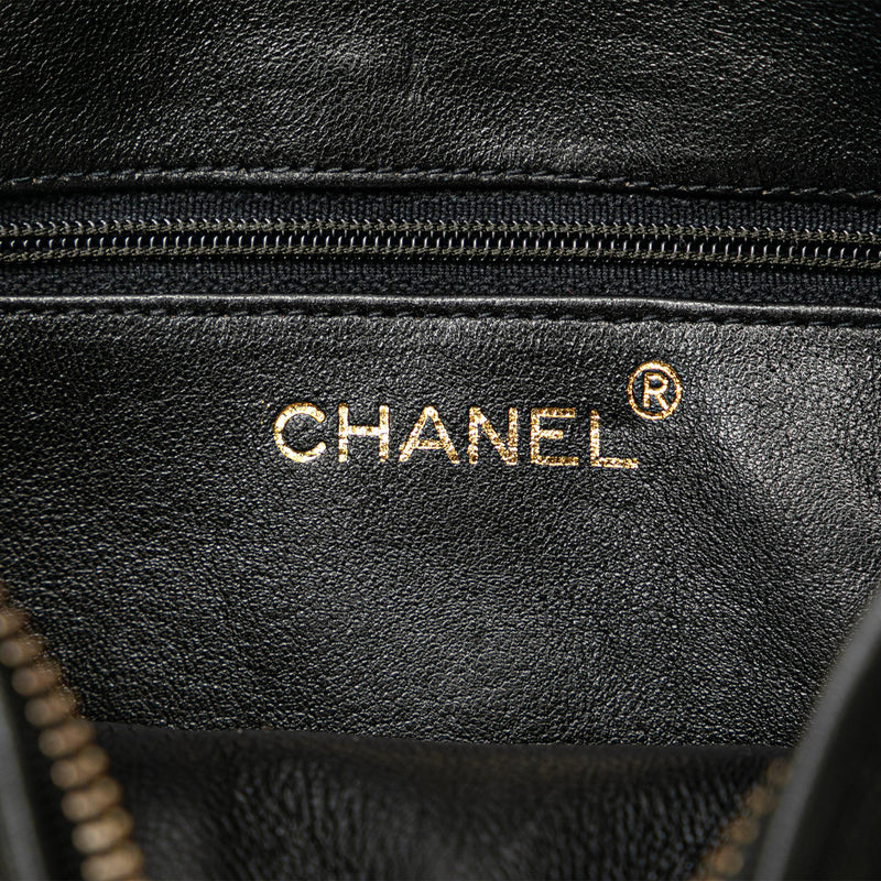 Chanel CC Quilted Lambskin Tassel Camera Bag (SHG-TAMQsK)