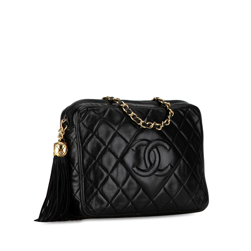 Chanel CC Quilted Lambskin Tassel Camera Bag (SHG-TAMQsK)