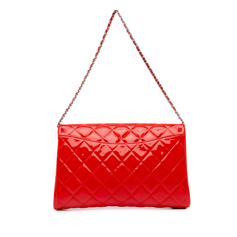 Chanel CC Quilted Patent Clutch with Chain (SHG-lpgzOs)