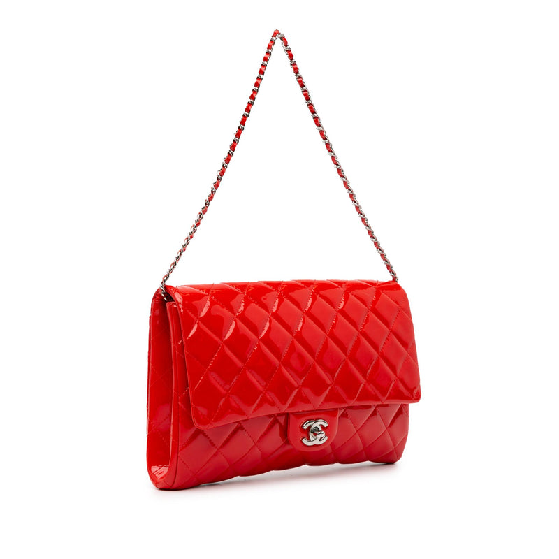 Chanel CC Quilted Patent Clutch with Chain (SHG-lpgzOs)