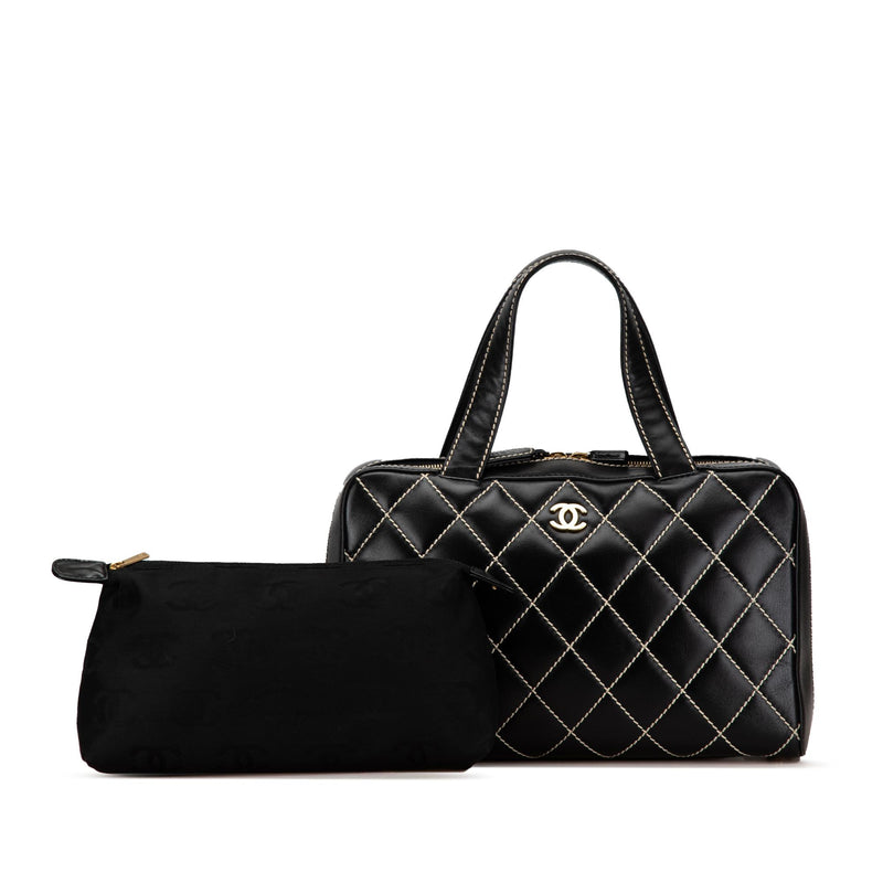 Chanel CC Wild Stitch Lambskin Handbag (SHG-4xK9Cn)