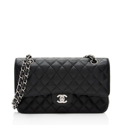 Chanel classic medium discount caviar