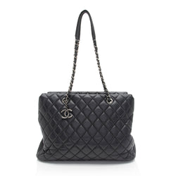 Chanel Caviar Leather Fold In Flap Top Tote (SHF-yvfNuJ)