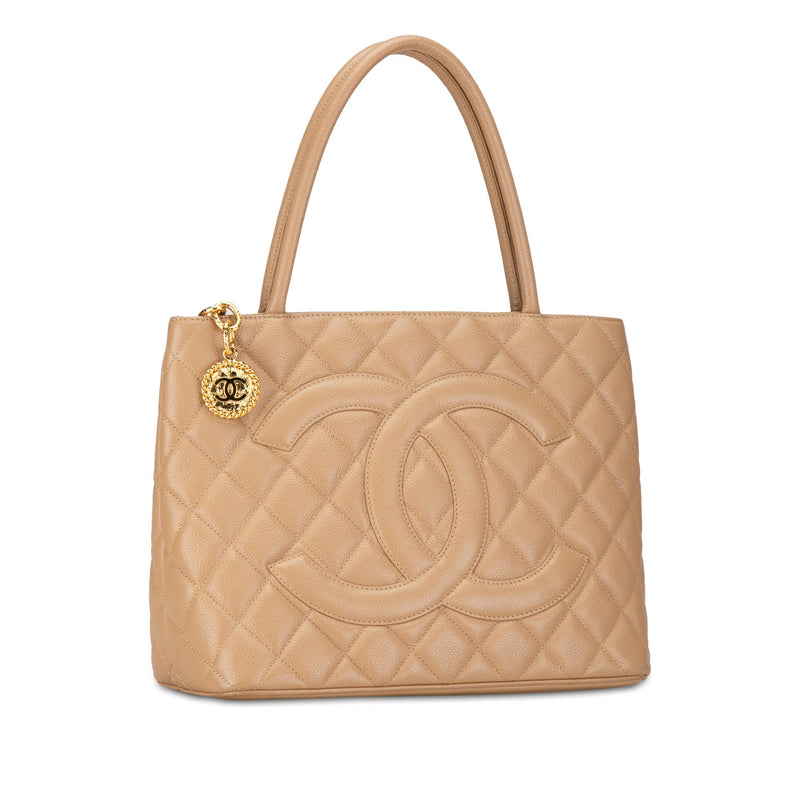 Chanel Caviar Medallion Tote (SHG-ZWP57b)