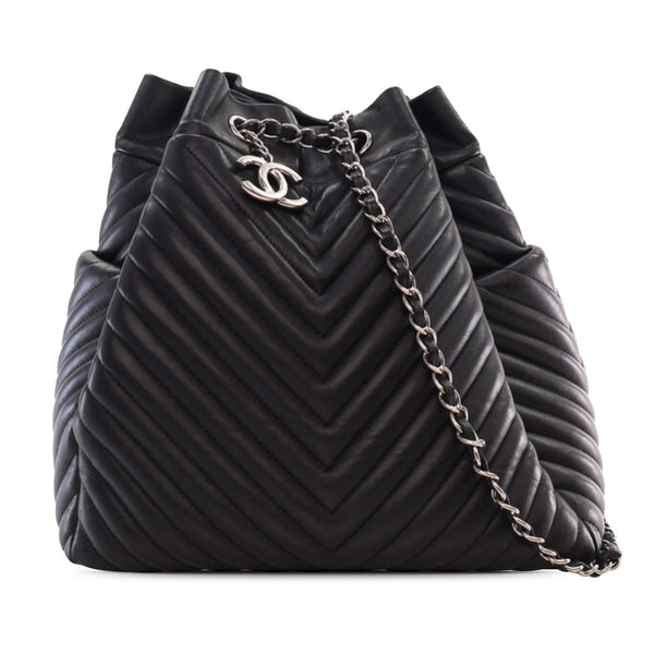 Chanel Chevron Calfskin Urban Spirit Bucket Bag (SHG-c8HyEg)