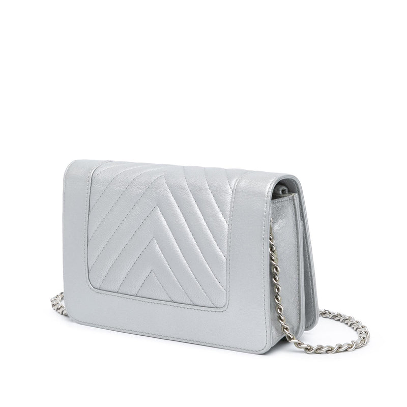 Chanel Chevron Quilted Metallic Lambskin Mademoiselle Wallet On Chain (SHG-FfiJ5Z)