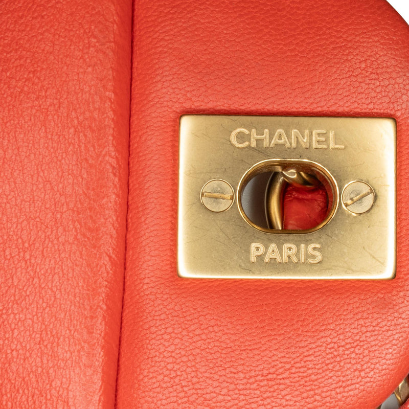 Chanel Classic Lambskin East West Single Flap (SHG-MyImCq)