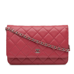 Chanel Classic Lambskin Wallet on Chain (SHG-kmkl8K)