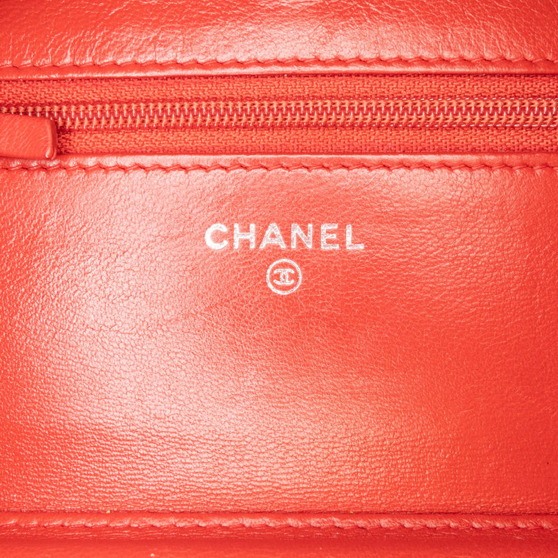 Chanel Classic Lambskin Wallet on Chain (SHG-G8MVf0)