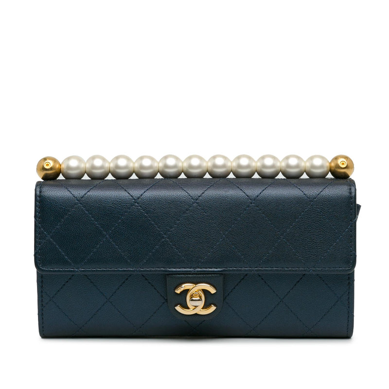 Chanel Goatskin Chic Pearls Clutch With Chain (SHG-gHnbwe)