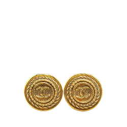 Chanel Gold Plated CC Clip On Earrings (SHG-utiBRw)