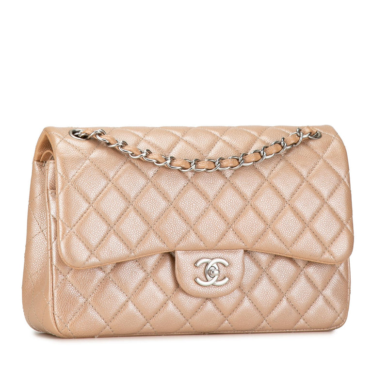 Chanel Jumbo Classic Iridescent Caviar Double Flap (SHG-UyNX9I)