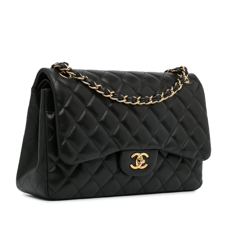 Chanel Jumbo Classic Lambskin Double Flap (SHG-yj9hwp)