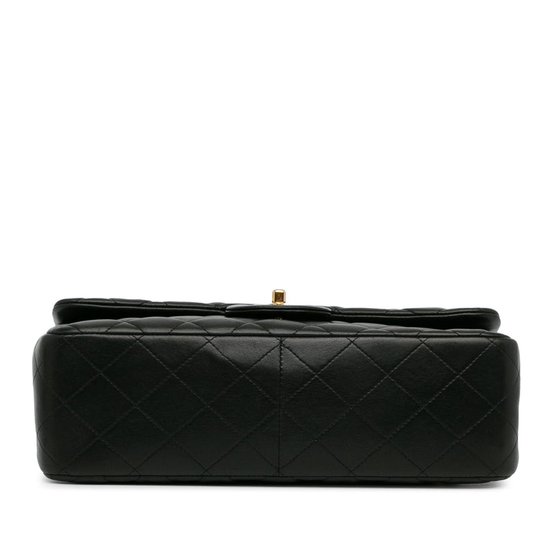 Chanel Jumbo Classic Lambskin Double Flap (SHG-DIrJtq)