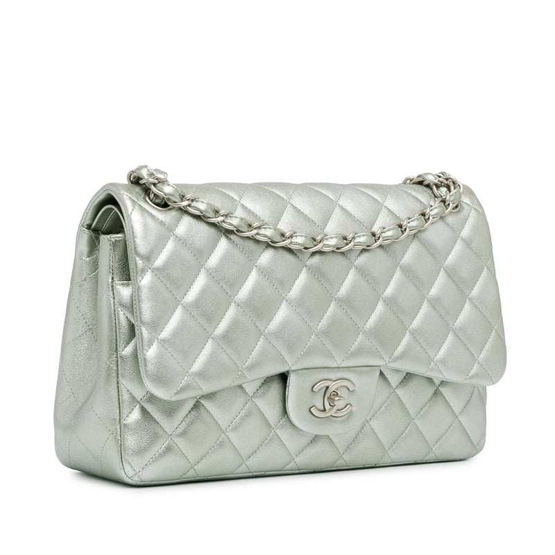 Chanel Jumbo Classic Lambskin Double Flap (SHG-j5p84x)