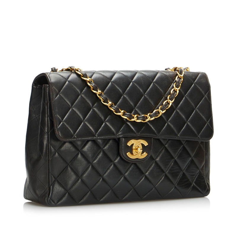 Chanel Jumbo Classic Lambskin Single Flap (SHG-f1GsEa)