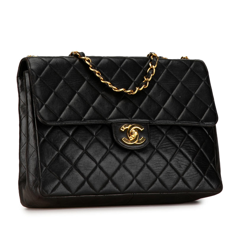 Chanel Jumbo Classic Lambskin Single Flap (SHG-DPt2yY)