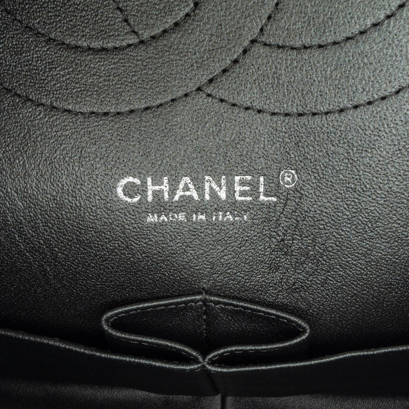 Chanel Jumbo Classic Perforated Lambskin Double Flap (SHG-YJkM4S)