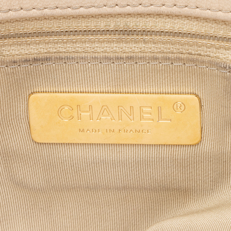 Chanel Lambskin 19 Large Flap Shoulder Bag (SHF-EujpYA)