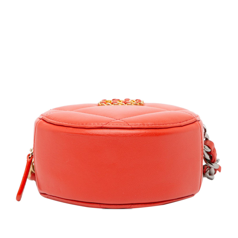 Chanel Lambskin 19 Round Clutch with Chain (SHG-mkI7IP)